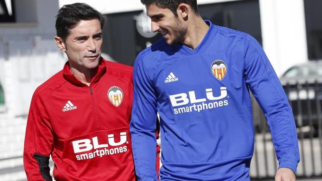Marcelino cree que Guedes puede jugar, sin descartar por completo el quirófano