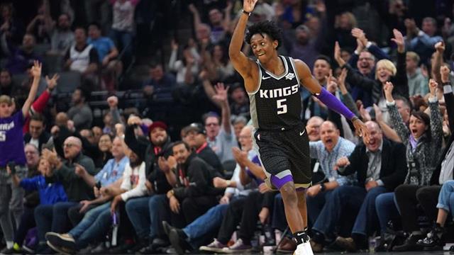 110-129. Fox, con un doble-doble, mantiene ganadores a los Kings