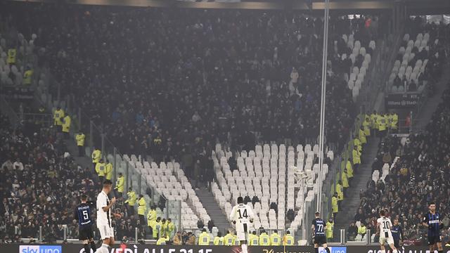 Juventus-Inter tafferugli nel settore ospiti dello Stadium spintonata una hostess