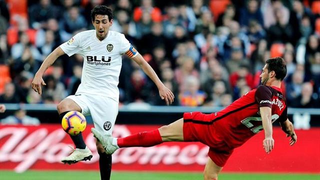 ⚽📣 El Valencia priva del liderato al Sevilla en el descuento, pero no evita la pañolada (1-1)