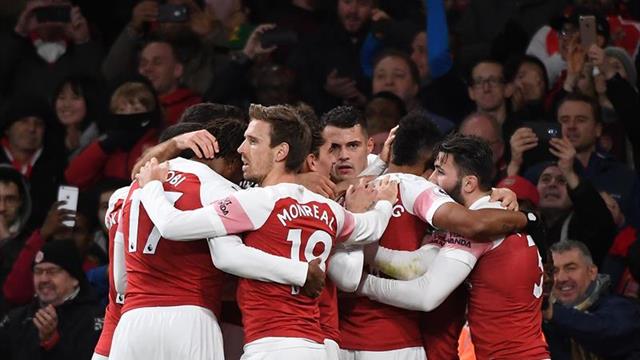 El Arsenal cumple a última hora con una tijera de Torreira