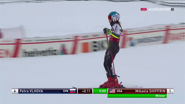 Anche quando sbaglia, Shiffrin vince: suo lo slalom parallelo Anche quando sbaglia, Shiffrin vince: suo lo slalom parallelo