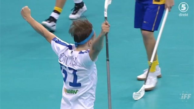 Krisläge för Sverige när Finland utökar till 2-0 Krisläge för Sverige när Finland utökar till 2-0
