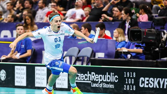 Tre snabba mål sänkte Sverige - Finland försvarade VM-guldet