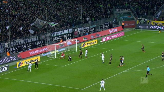 Le but contre son camp de Pavard à Mönchengladbach Le but contre son camp de Pavard à Mönchengladbach