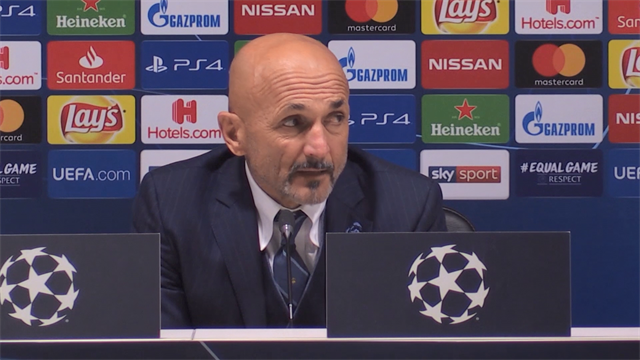 Spalletti, mea culpa dopo l'eliminazione: "La responsabilità è mia" Spalletti, mea culpa dopo l'eliminazione: "La responsabilità è mia"