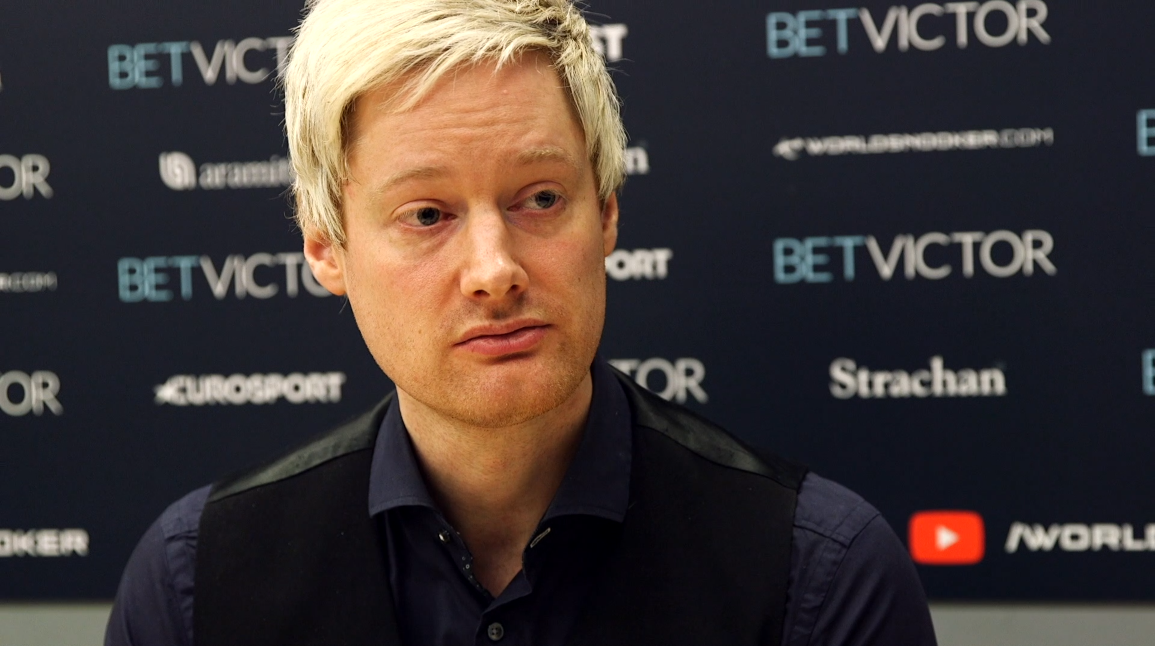 Neil Robertson brands referee a ‘disgrace’ after shock Scottish Open exit