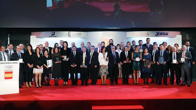 Mireia, Craviotto, Sánchez, Navarro, Beitia, Valentín, Regino o Javi Fernández, premiados por el COE Mireia, Craviotto, Sánchez, Navarro, Beitia, Valentín, Regino o Javi Fernández, premiados por el COE
