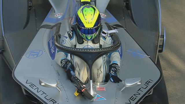 Che iella, Felipe Massa! Rimane a piedi già durante lo shakedown in Arabia Saudita Che iella, Felipe Massa! Rimane a piedi già durante lo shakedown in Arabia Saudita