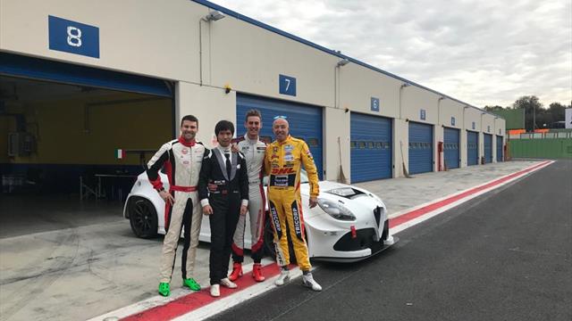Quattro piloti provano la Alfa Romeo
