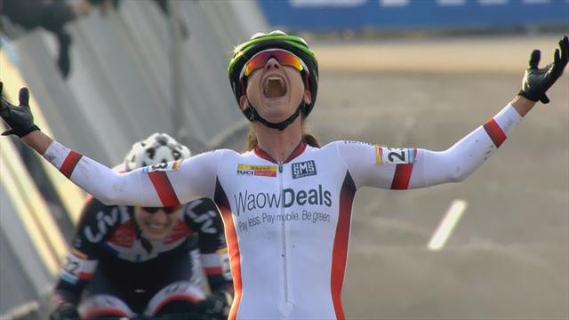 Marianne Vos takes cyclo-cross victory in Zolder Marianne Vos takes cyclo-cross victory in Zolder