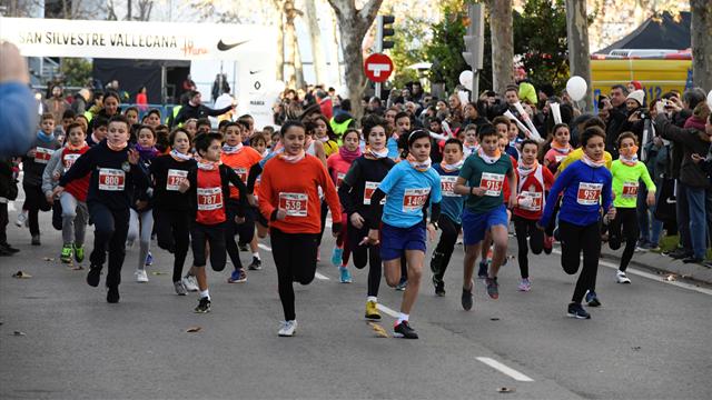 La mini San Silvestre reúne a alrededor de 1.500 niños de todas las edades La mini San Silvestre reúne a alrededor de 1.500 niños de todas las edades