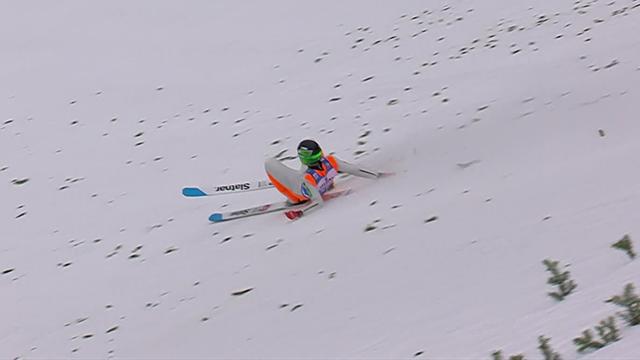 La mala fortuna vuelve a cebarse con Prevc tras caerse nuevamente en la clasificación de Garmisch La mala fortuna vuelve a cebarse con Prevc tras caerse nuevamente en la clasificación de Garmisch