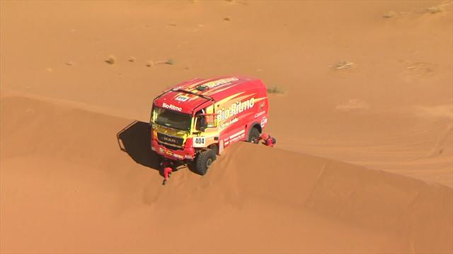 Africa Eco Race : Le tankage, piège redoutable des dunes de Chegaga Africa Eco Race : Le tankage, piège redoutable des dunes de Chegaga