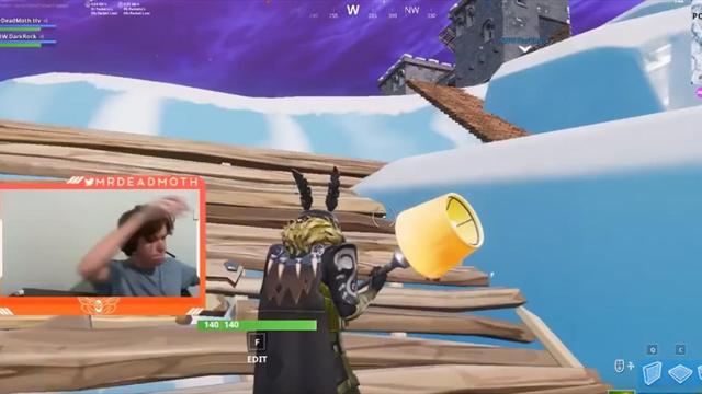 Стример Fortnite избил жену в прямом эфире и был забанен Twitch всего на две недели