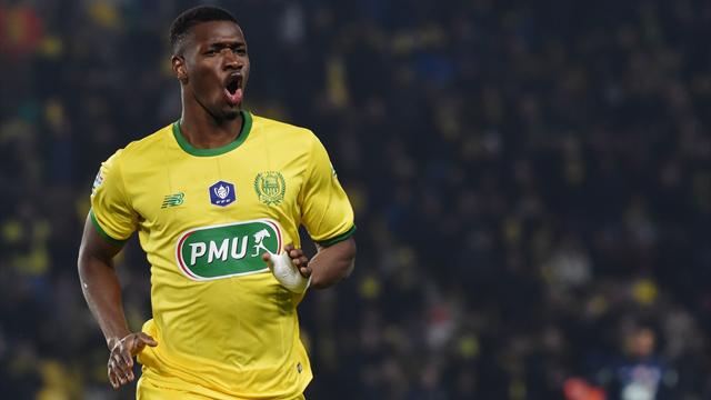 Quatre buts et du sérieux : Le résumé de la large victoire des Canaris (4-1) Quatre buts et du sérieux : Le résumé de la large victoire des Canaris (4-1)