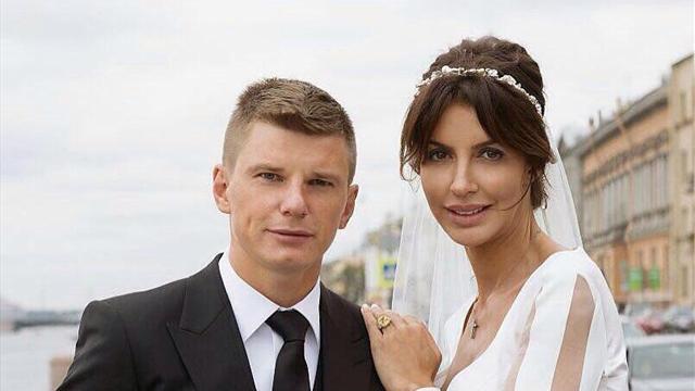Бывшая жена Аршавина: «В 37 лет он ведет себя как пацан. Для него ребенок – это секс»