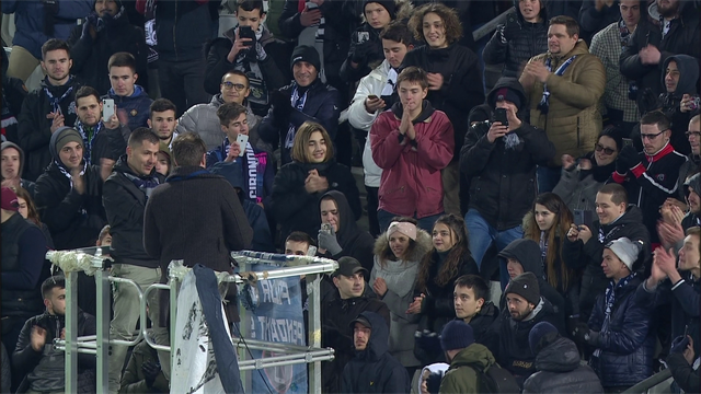 Séquence émotion : Carrasso a fait ses adieux à Bordeaux Séquence émotion : Carrasso a fait ses adieux à Bordeaux