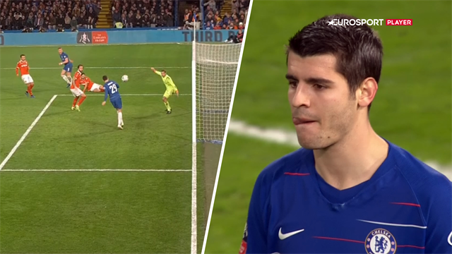 Hvordan sparker han den over? Morata brænder kæmpe chance en meter fra mål Hvordan sparker han den over? Morata brænder kæmpe chance en meter fra mål