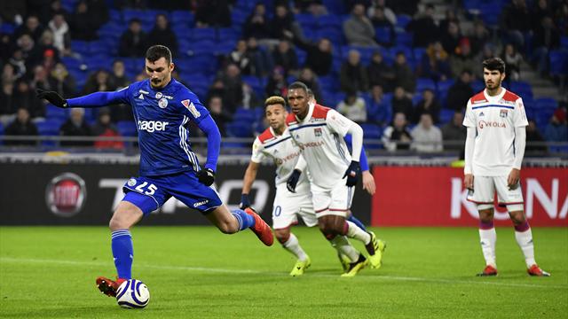 Copa de la Liga, Lyon-Estrasburgo Fin de la aventura (1-2)