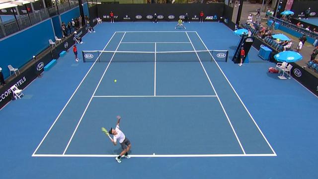 À Melbourne, c'est déjà fini pour Janvier : le résumé de sa défaite en qualif' À Melbourne, c'est déjà fini pour Janvier : le résumé de sa défaite en qualif'