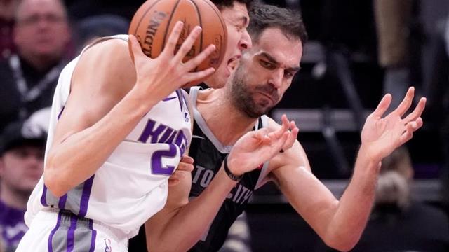 Pau Gasol recupera la titularidad con los Spurs