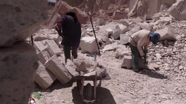 La cava di pietra di Silar: un patrimonio edilizio del Perù, a pochi passi dalle tappe della Dakar La cava di pietra di Silar: un patrimonio edilizio del Perù, a pochi passi dalle tappe della Dakar