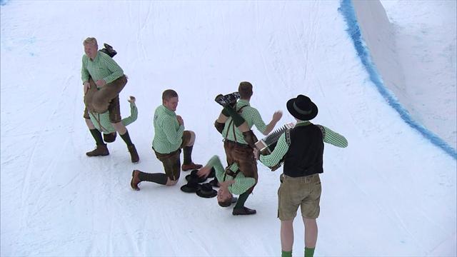El genial baile tirolés en mitad del circuito de slopestyle de Kreischberg El genial baile tirolés en mitad del circuito de slopestyle de Kreischberg