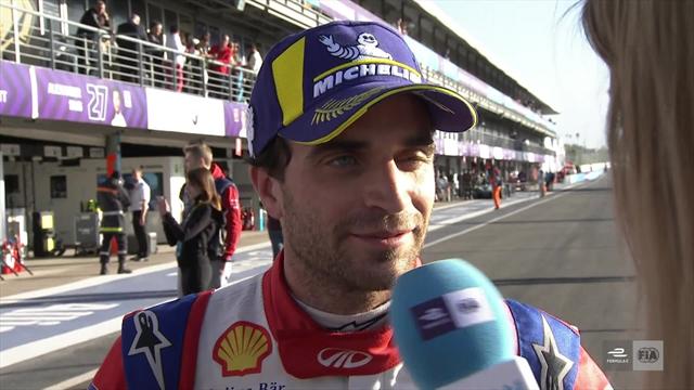 D'Ambrosio : "J'ai eu des moments difficiles l'an dernier, donc je suis heureux" D'Ambrosio : "J'ai eu des moments difficiles l'an dernier, donc je suis heureux"