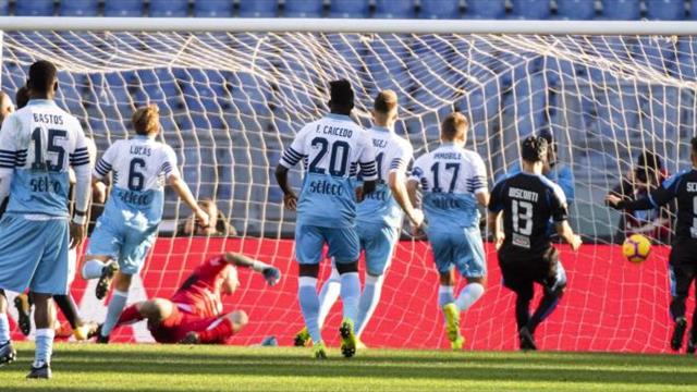 Luis Alberto abre el camino del Lazio hacia los cuartos de Copa Italia