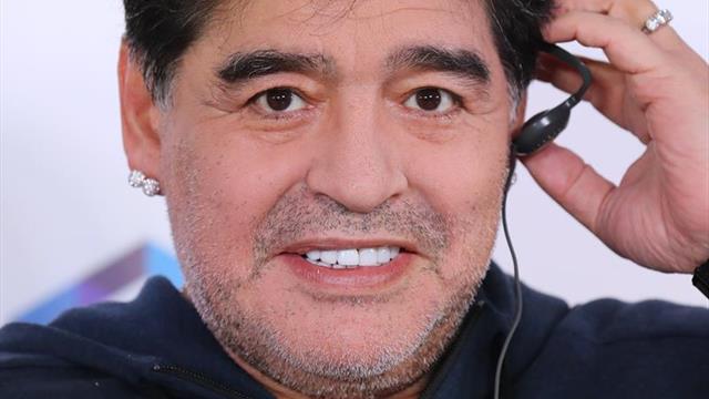 Diego Maradona fue intervenido por un pequeño sangrado en el estómago
