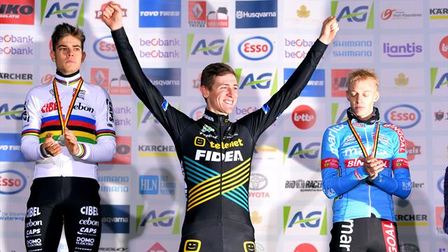 Wout Van Aert cède son titre de champion de Belgique, Van der Poel sacré aux Pays-Bas