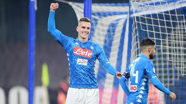 Il Napoli non sbaglia e approda ai quarti: 2-0 al Sassuolo, adesso c'è il Milan