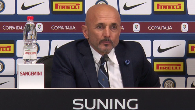 Spalletti: "Skriniar resta all'Inter perché nessuno ha i soldi per pagarlo" Spalletti: "Skriniar resta all'Inter perché nessuno ha i soldi per pagarlo"