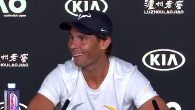 Open Australia 2019: Surrealista, ¡un periodista se duerme en plena rueda de prensa de Rafa Nadal!
