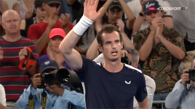 Murray ce la mette tutta ma perde da Bautista Agut: tanti applausi dalle tribune Murray ce la mette tutta ma perde da Bautista Agut: tanti applausi dalle tribune