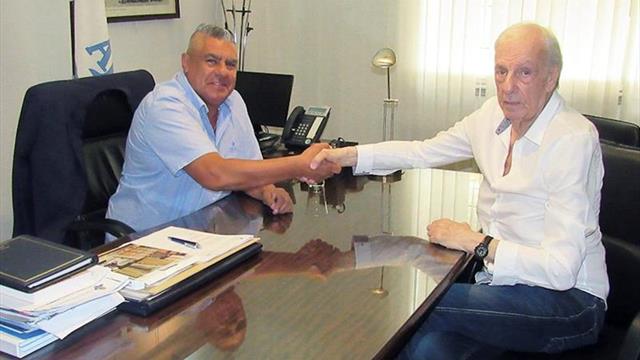 César Luis Menotti es designado director de selecciones de Argentina
