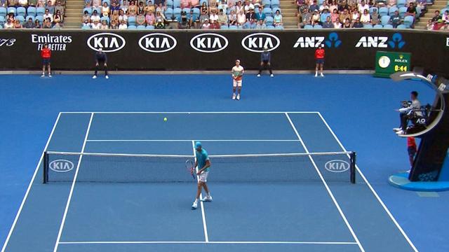 Footwork e pallonetto: il manuale di Nishikori per scavalcare il gigante Karlovic Footwork e pallonetto: il manuale di Nishikori per scavalcare il gigante Karlovic