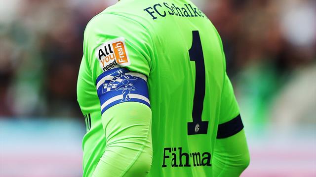 Neues Logo auf den Trikotärmeln: Schalke verhindert BVB-Farben