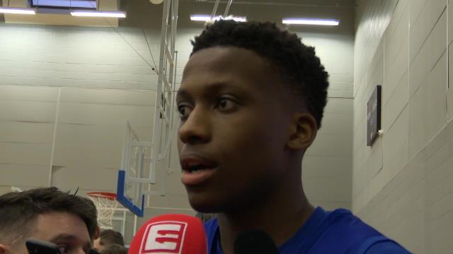 NBA - Ntilikina : "Ce serait un honneur de jouer avec le maillot de l'équipe de France" NBA - Ntilikina : "Ce serait un honneur de jouer avec le maillot de l'équipe de France"