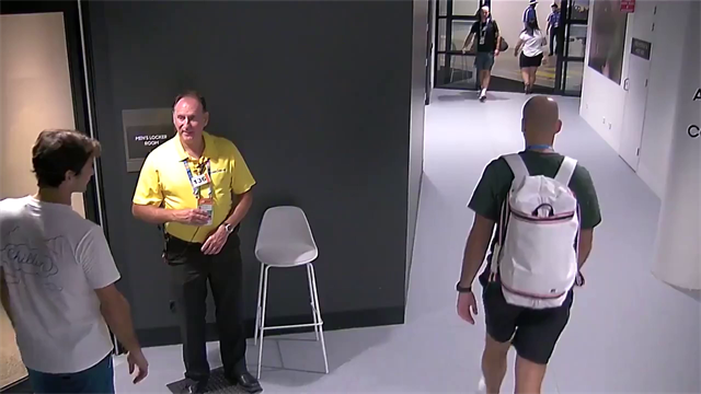 Security guard stops Federer entering locker room without accreditation Security guard stops Federer entering locker room without accreditation