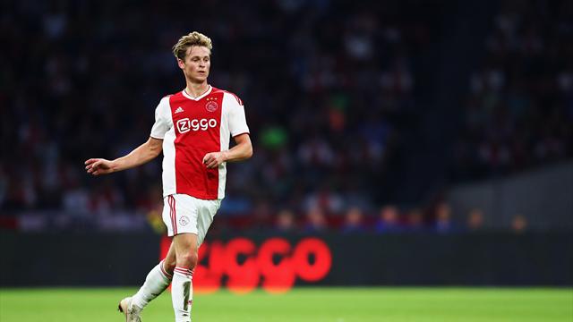 De Jong : ''Je reste à l'Ajax cet hiver !'' De Jong : ''Je reste à l'Ajax cet hiver !''