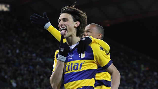 Premiata ditta Inglese e Gervinho: il Parma vince anche a Udine, 1-2 emiliano