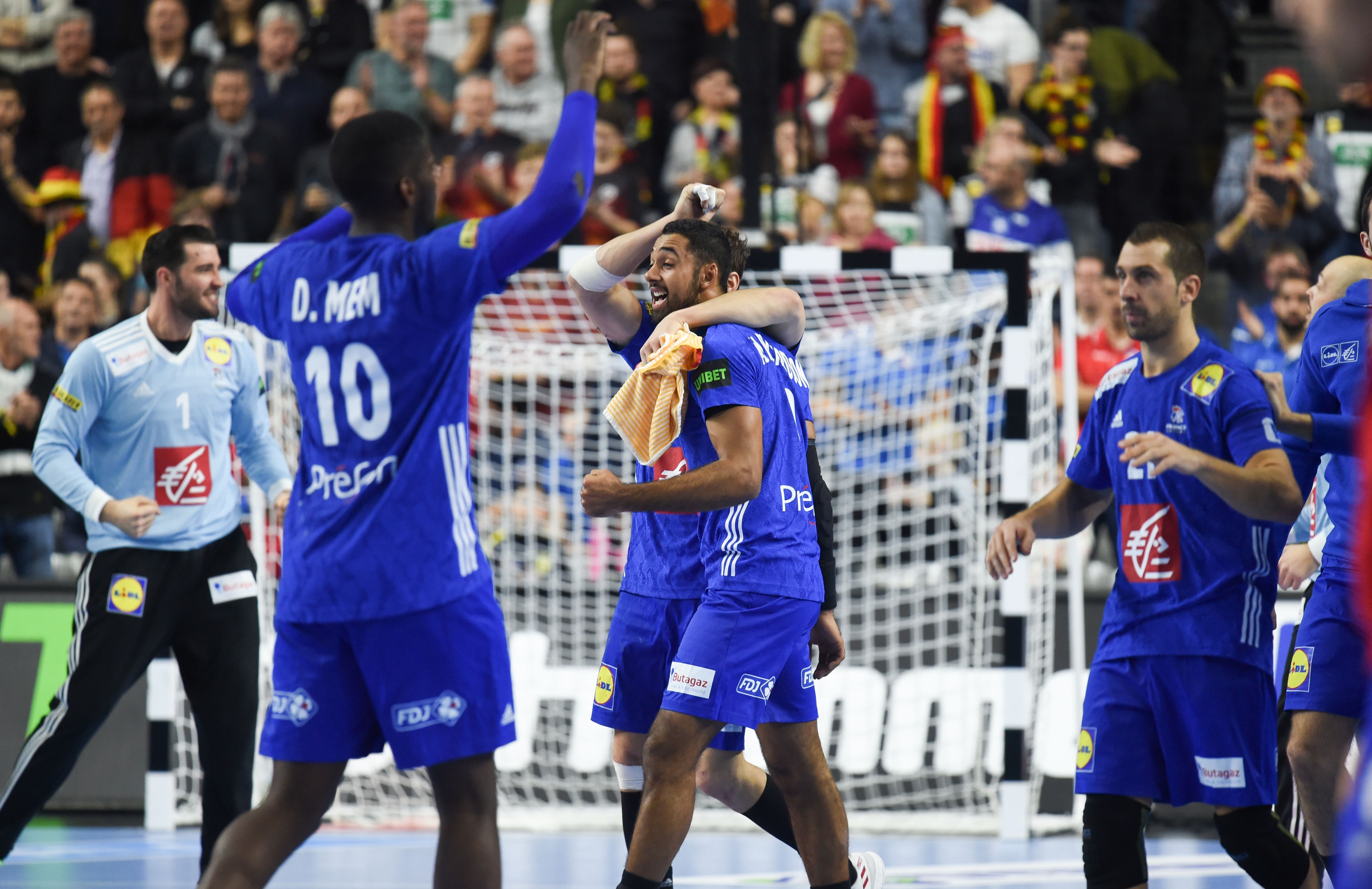 La joie des Bleus après la victoire contre l'Espagne - Mondiaux 2019