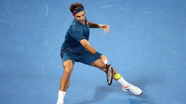 Avant de chuter, Federer a claqué le plus beau point du match Avant de chuter, Federer a claqué le plus beau point du match