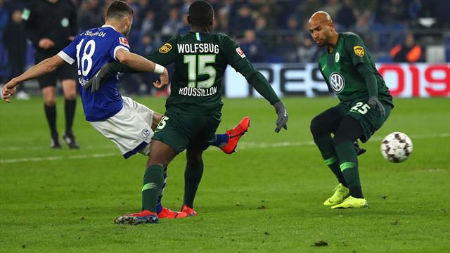 Caligiuri double sends Schalke past Wolfsburg
