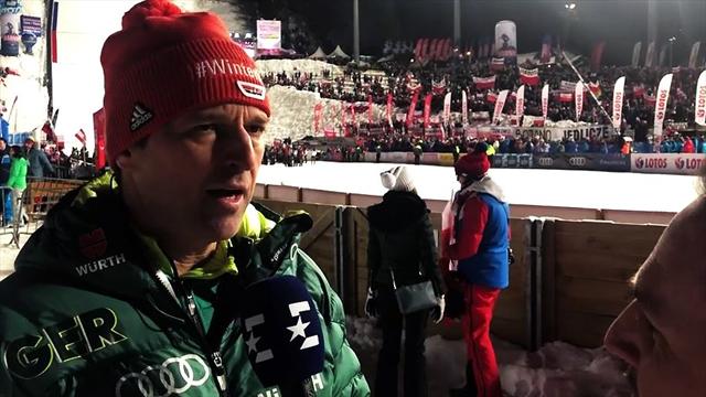 Bundestrainer Schuster gibt Update zu Siegel: "Vielleicht passiert ja noch ein Wunder" Bundestrainer Schuster gibt Update zu Siegel: "Vielleicht passiert ja noch ein Wunder"