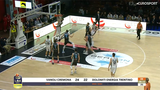 Marble accende il match tra Cremona e Trento con una schiacciata pazzesca Marble accende il match tra Cremona e Trento con una schiacciata pazzesca