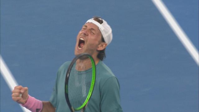 Un dernier revers trop long de Coric pour la libération : La balle de match de Pouille Un dernier revers trop long de Coric pour la libération : La balle de match de Pouille