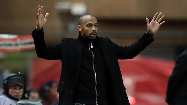 Derrien : Le VAR en panne comme à Monaco ? "Aux arbitres de prendre leurs responsabilités !" Derrien : Le VAR en panne comme à Monaco ? "Aux arbitres de prendre leurs responsabilités !"